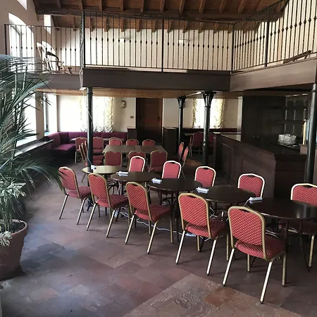 Le Due Corti Hotell