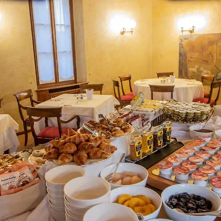 Le Due Corti 4* Côme