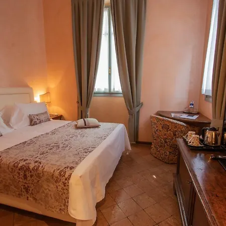 Le Due Corti 4* Como