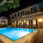 Le Due Corti Hotel